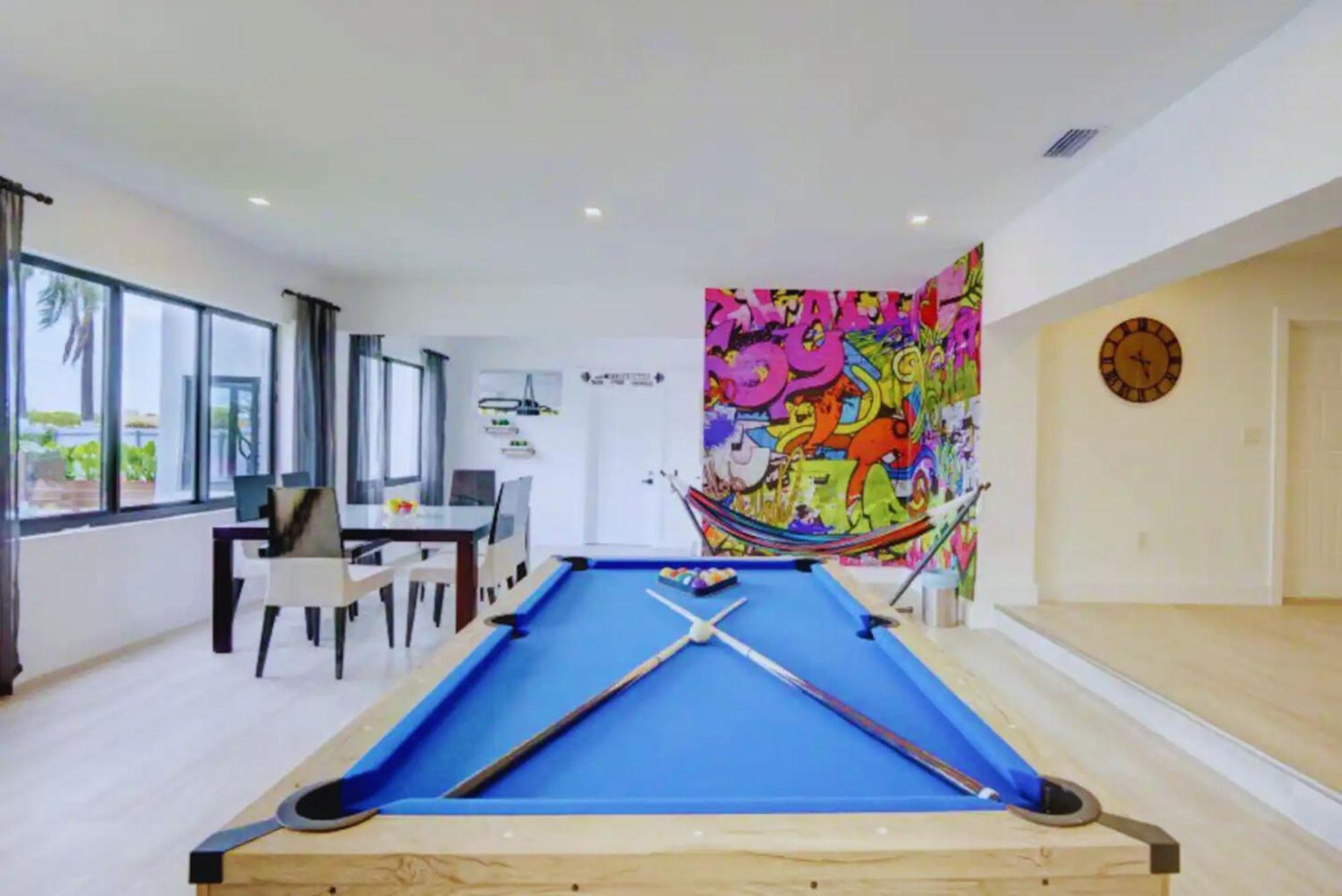 Pousada Luxe Waterfront Mansion W Private Nightclub, Cinema, Game Room, Gym & Pool *